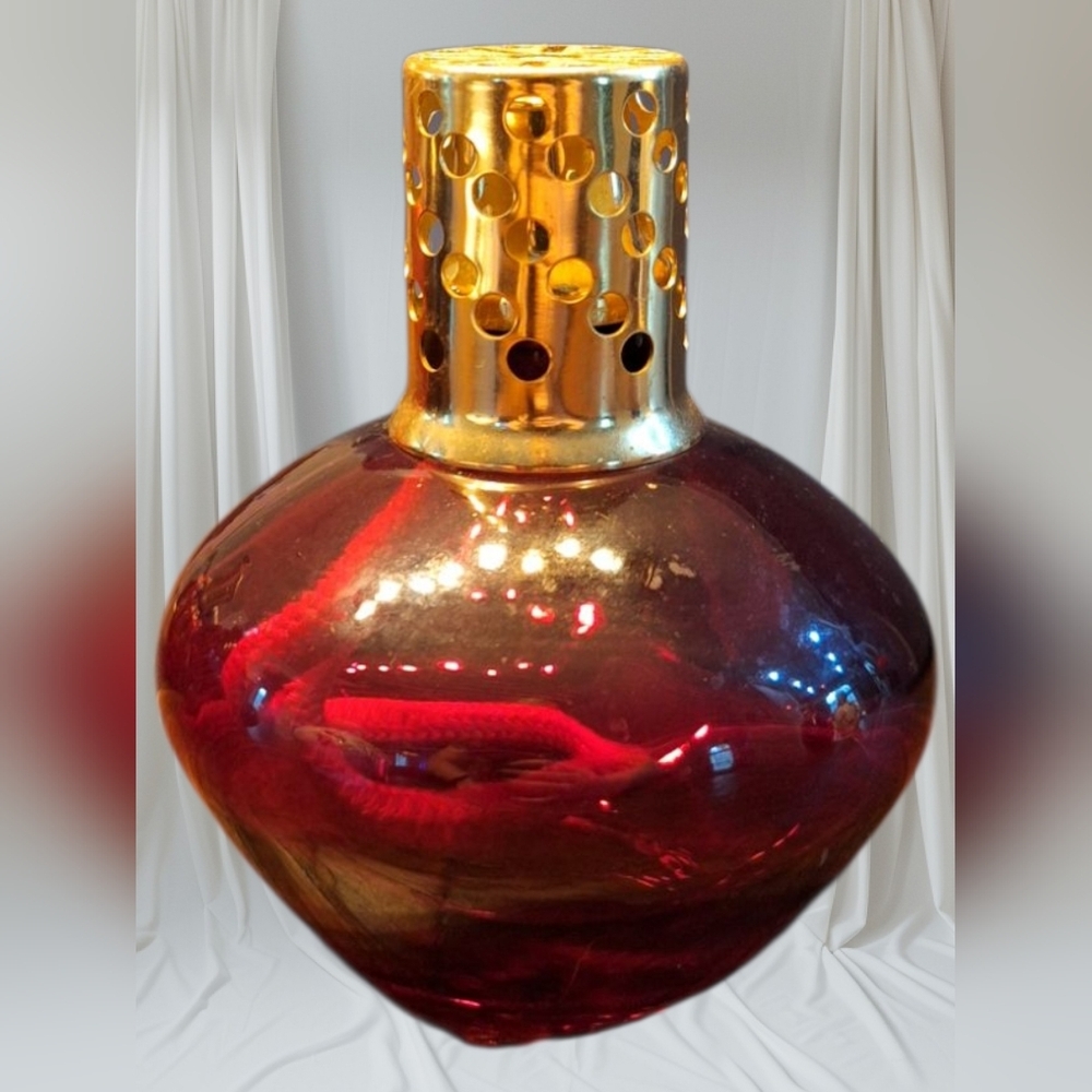 Elegant Red and Gold Decorative OIL Vase NWOT